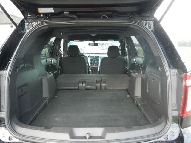 Ford Explorer 4d Wagon Luxury SUV