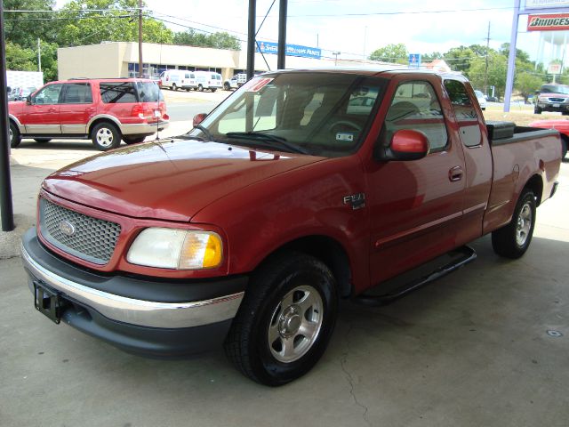 Ford F-150 2001 photo 1