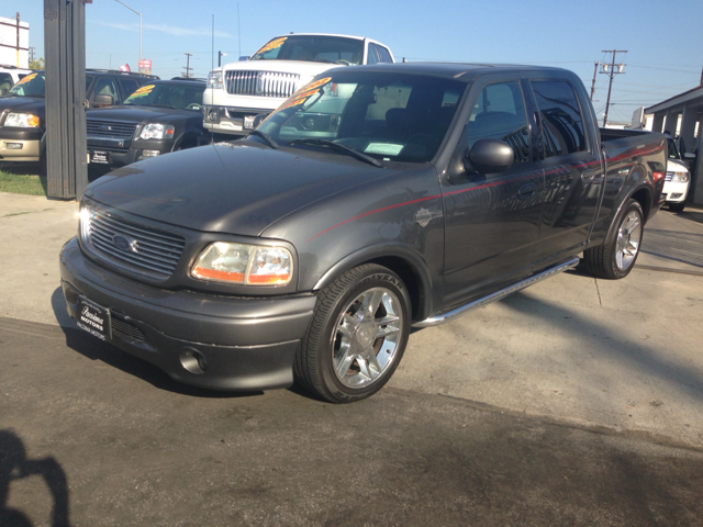 Ford F-150 2002 photo 2