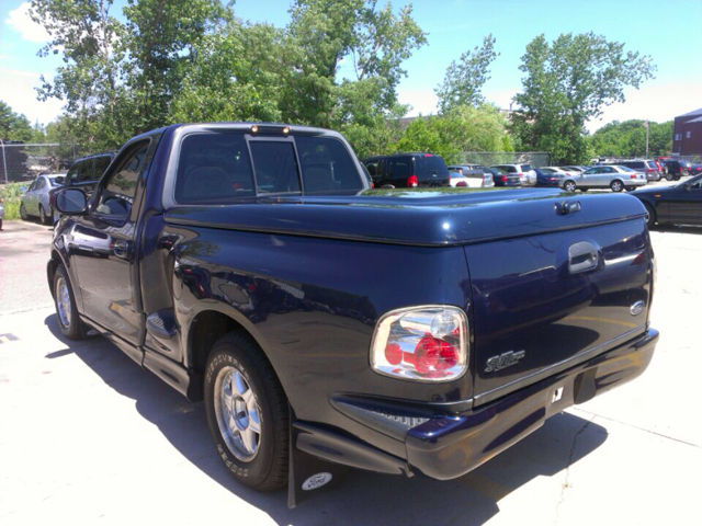 Ford F-150 2002 photo 1