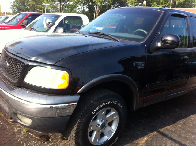 Ford F-150 2002 photo 1