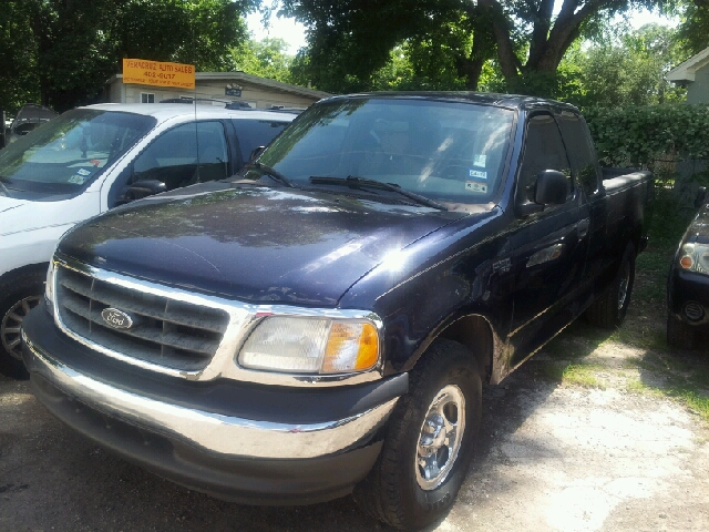 Ford F-150 2003 photo 2