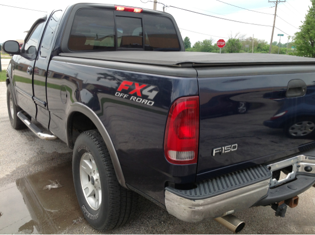 Ford F-150 2003 photo 2