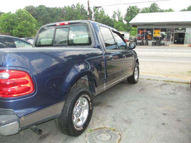 Ford F-150 2003 photo 1