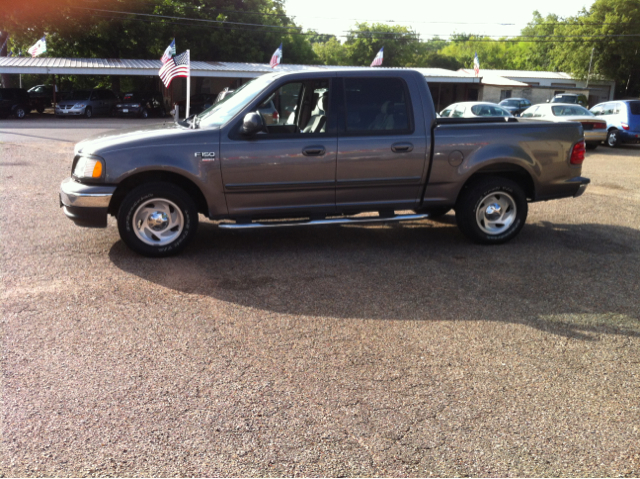 Ford F-150 2003 photo 2