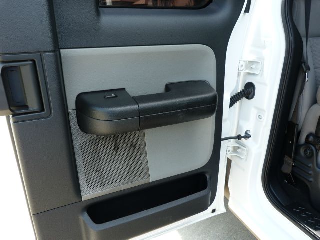 Ford F-150 2004 photo 12