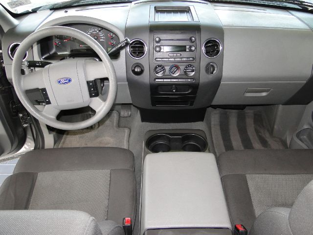 Ford F-150 2005 photo 1