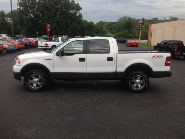 Ford F-150 2005 photo 2