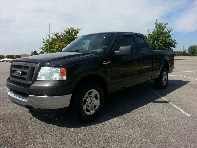 Ford F-150 2005 photo 2