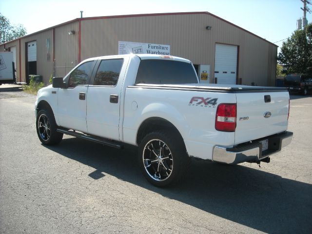 Ford F-150 2500 SL Pickup Truck