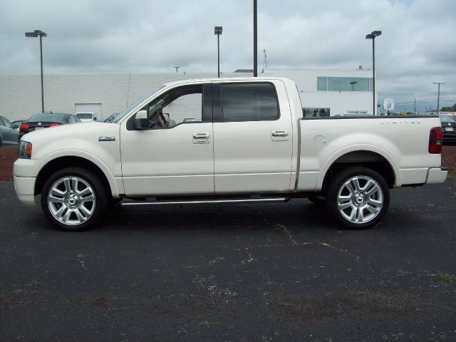 Ford F-150 SLT 25 Crew Cab Pickup