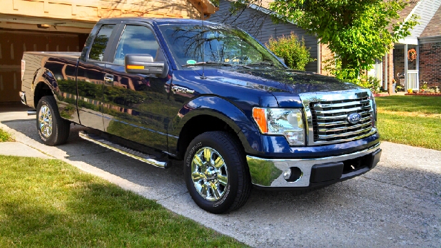 Ford F-150 2010 photo 1