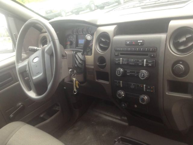 Ford F-150 2010 photo 1