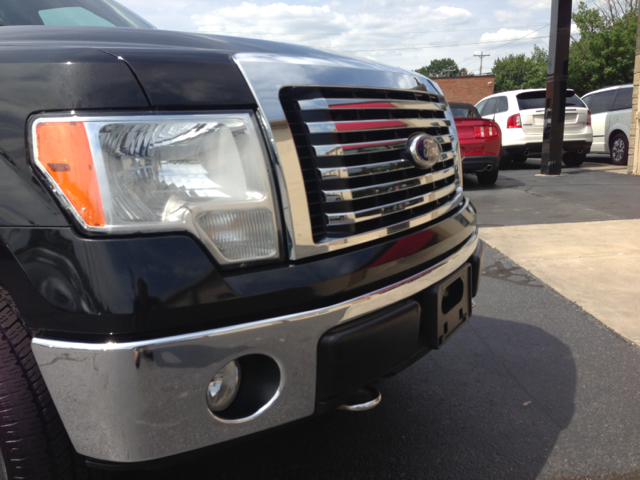 Ford F-150 2010 photo 2