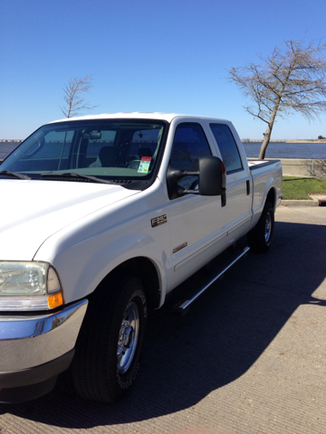 Ford F-250 SD K2500 Cheyenne 4x4 Pickup Truck