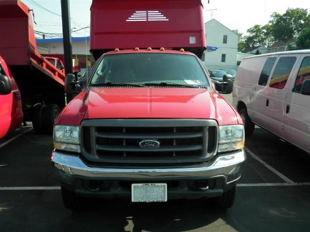 Ford F-550 2004 photo 3