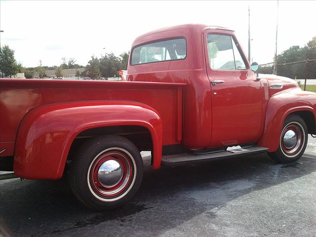 Ford F100 1953 photo 3