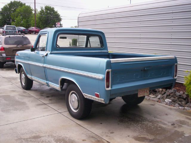 Ford F100 1968 photo 1