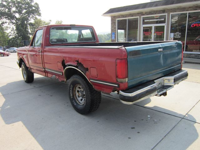 Ford F150 1990 photo 2