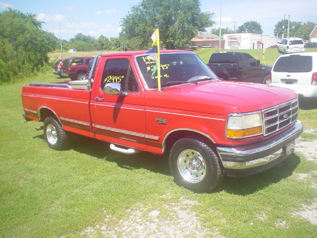 Ford F150 88 Pickup Truck