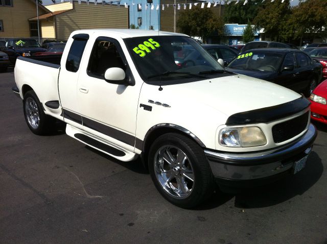 Ford F150 1997 photo 1