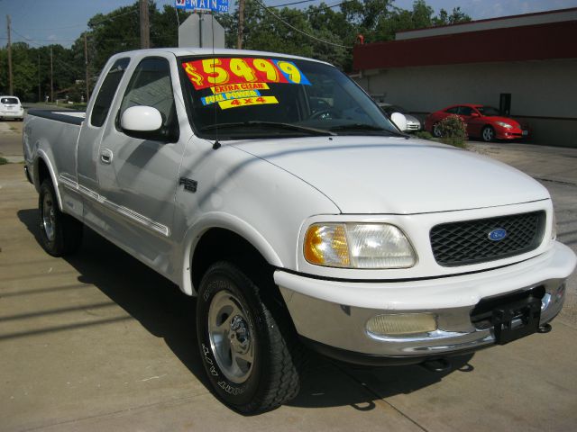 Ford F150 1997 photo 2