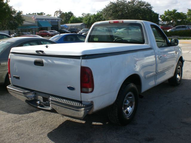 Ford F150 1997 photo 2