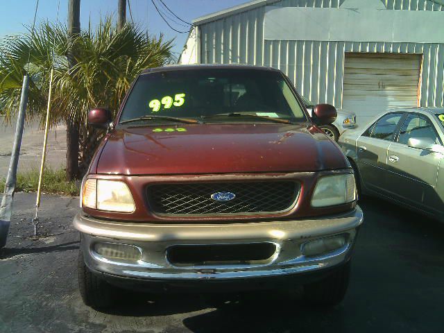 Ford F150 XS Sport Utility 4D Pickup Truck