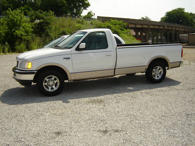 Ford F150 1997 photo 2