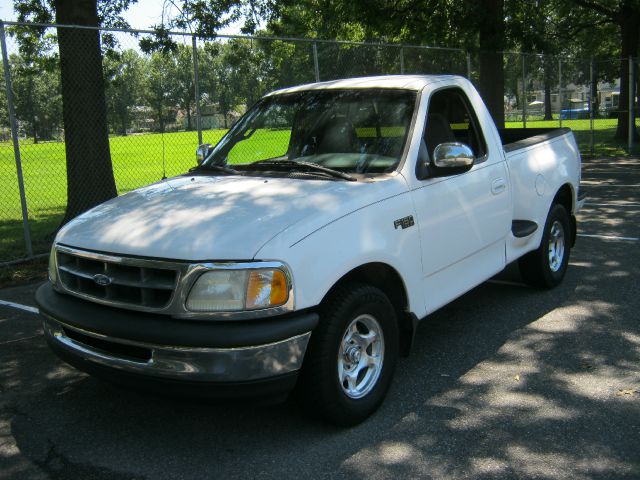 Ford F150 1997 photo 1