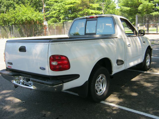 Ford F150 1997 photo 2