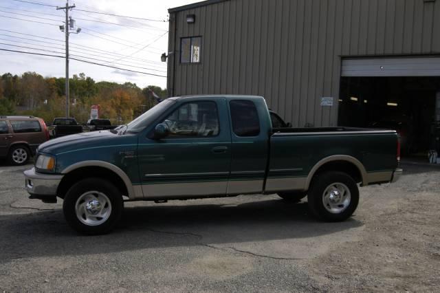 Ford F150 Sport 4WD Pickup