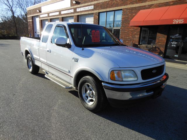 Ford F150 1998 photo 2