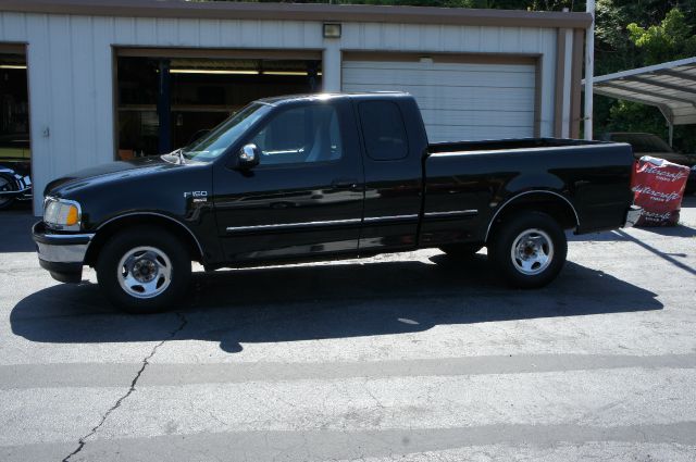 Ford F150 1998 photo 2