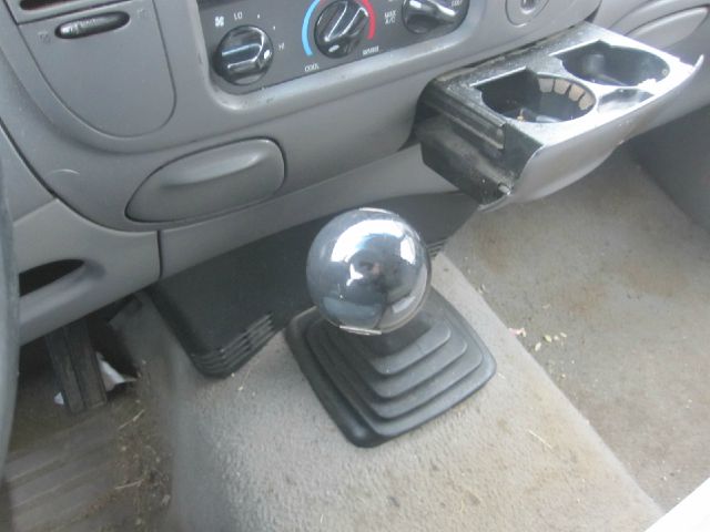 Ford F150 1998 photo 1