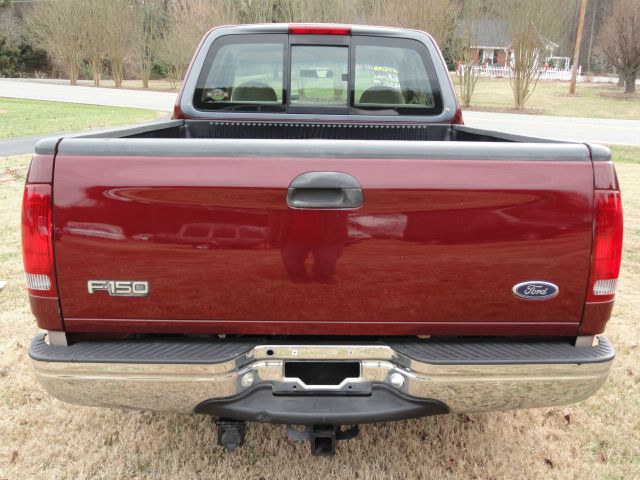 Ford F150 K1500 Lt Pickup Truck