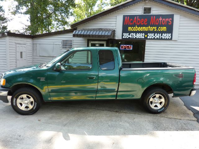 Ford F150 LT Z-71 Crew Cab 4x4 Pickup Truck