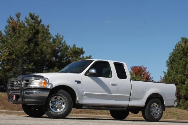 Ford F150 2000 photo 2