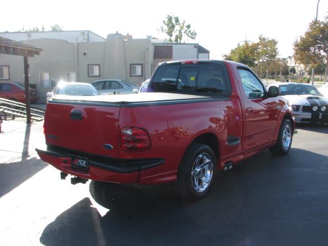 Ford F150 2000 photo 2