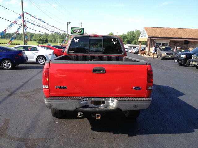 Ford F150 SLT 1 Ton Dually 4dr 35 Pickup Truck