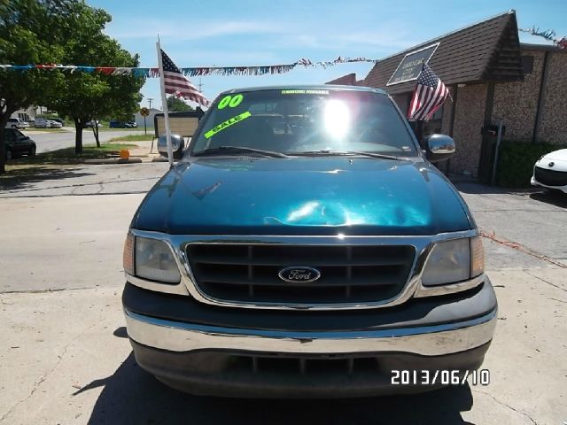 Ford F150 2000 photo 2