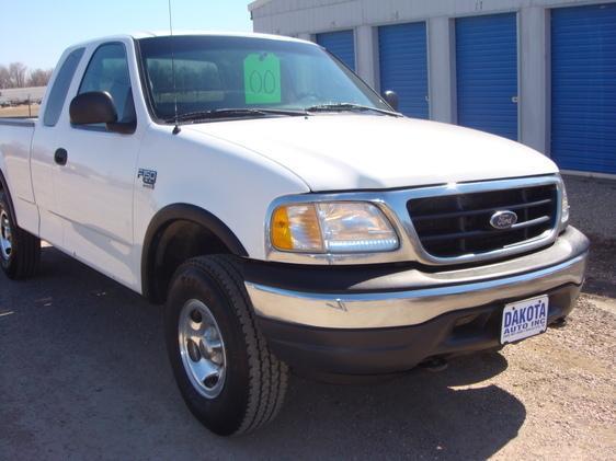 Ford F150 Reg Cab 108 WB Pickup Truck