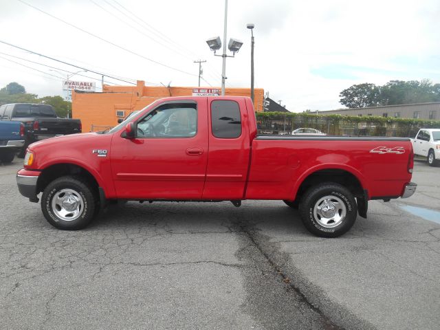 Ford F150 SLT 1 Ton Dually 4dr 35 Pickup Truck