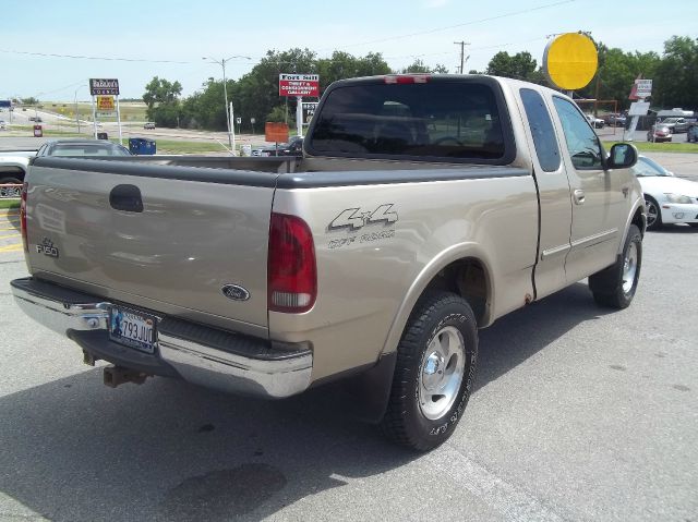 Ford F150 2000 photo 2