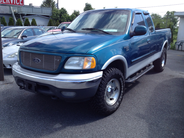 Ford F150 2001 photo 1