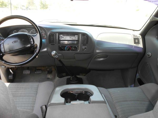 Ford F150 2001 photo 18