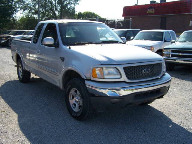 Ford F150 2001 photo 2