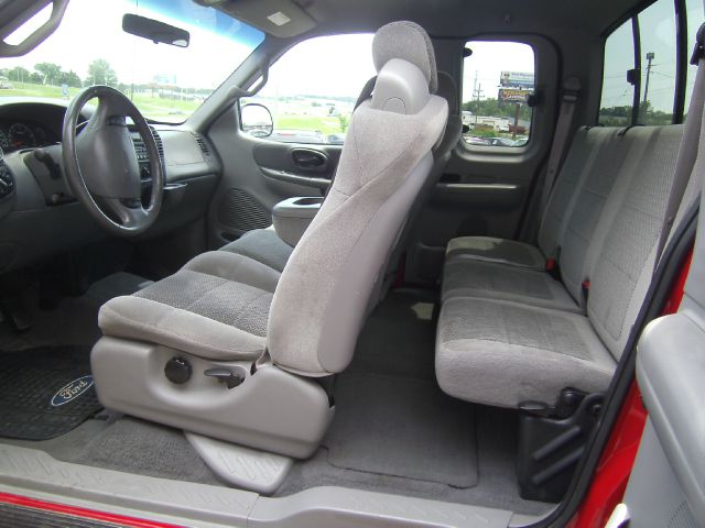 Ford F150 2001 photo 1