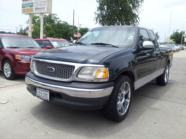 Ford F150 2001 photo 1