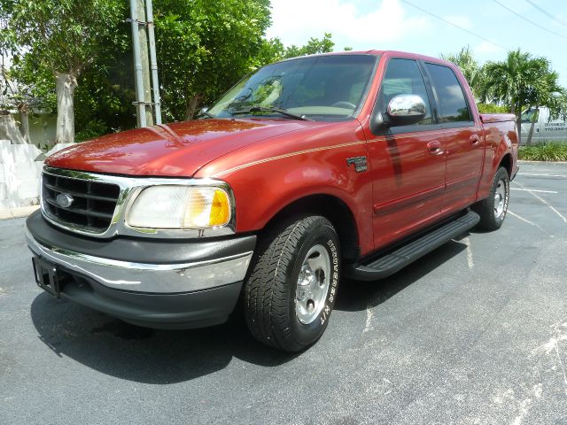 Ford F150 2001 photo 2